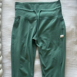 Vuori women’s daily legging